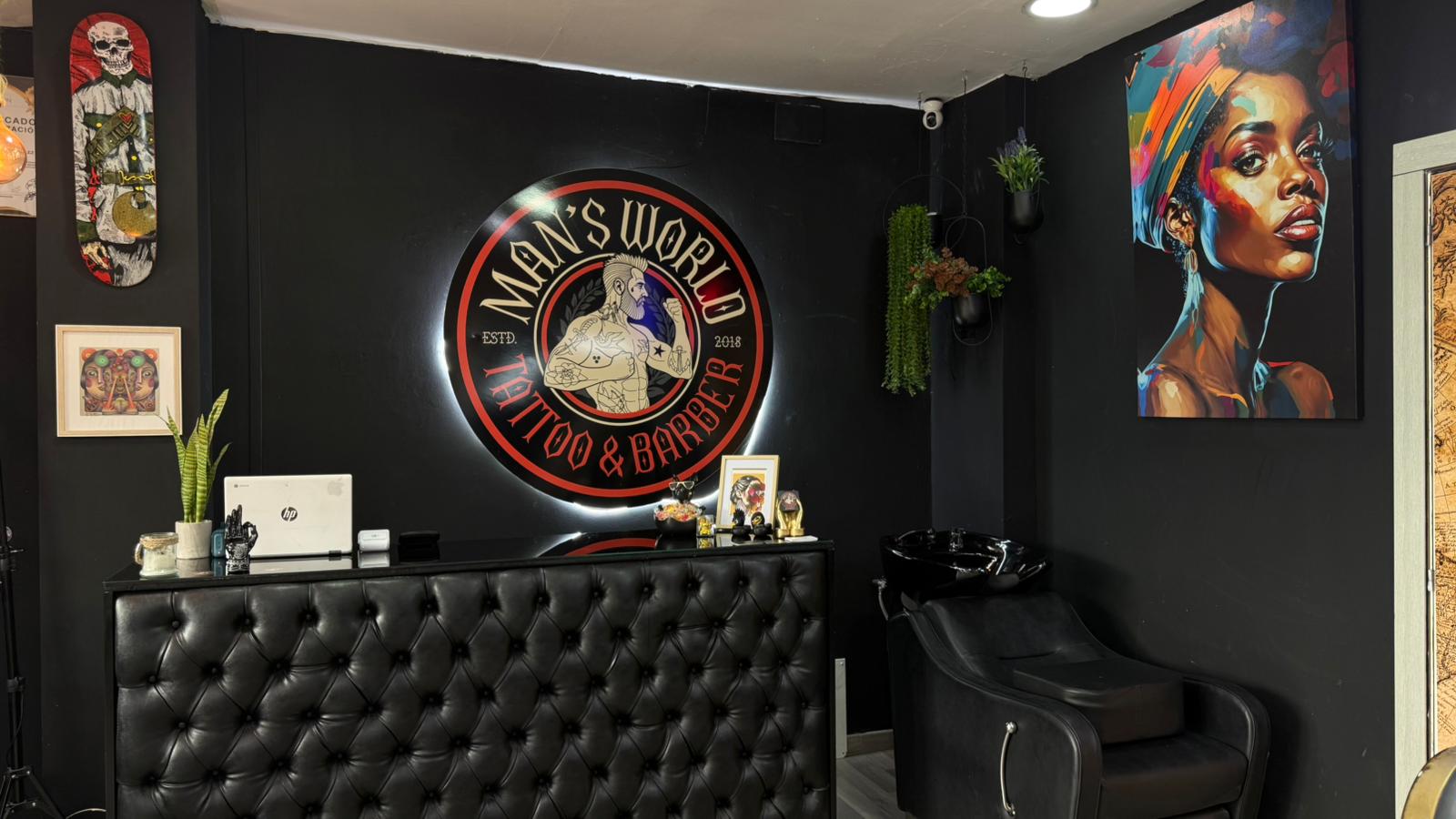 mans-world-sevilla-tattoo-and-barber-4